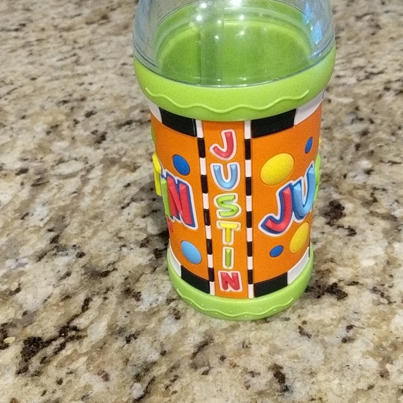 🛍️John Hinde for Toys R Us Personalized Cups-Justin - Picture 7 of 9